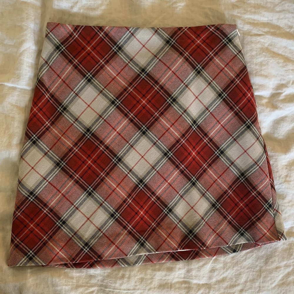H&M A-Line Red/White Plaid Skirt